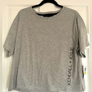 Kendall + Kylie T-Shirt-Sz M~New